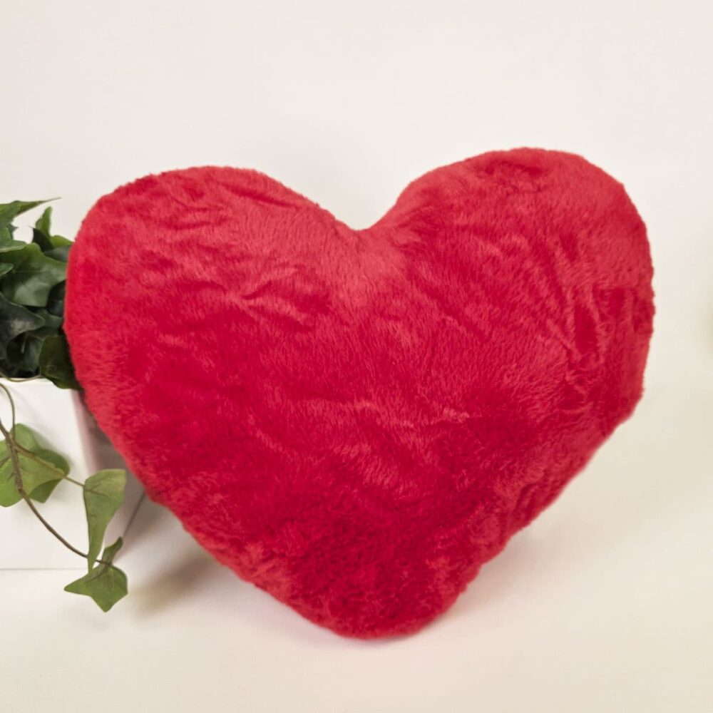 Red Heart Cushion, 45 cm - Lovely Red heart-shaped cushion, 45 cm
